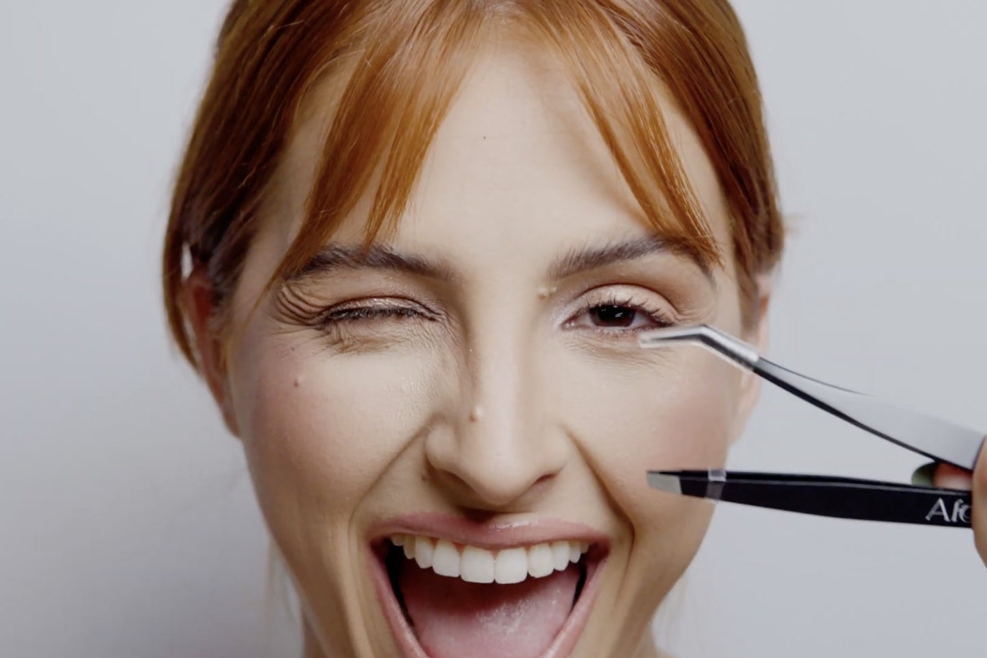How to apply the wisps (the super easy way).